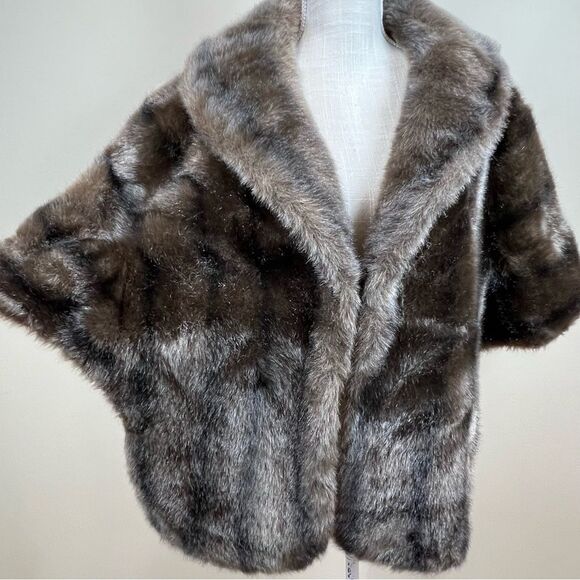 VTG Glenoit Deep Pile Fabric Faux Fur Wrap Cape Large - Picture 2 of 8
